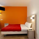 酒店 Premiere Classe Nantes Ouest - St Herblain 圣埃尔布兰