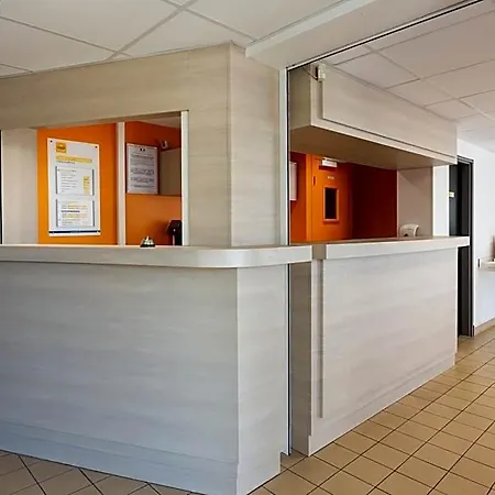 Отель Premiere Classe Nantes Ouest - St Herblain
