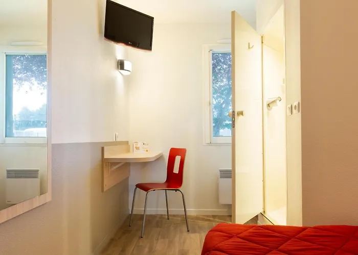 Premiere Classe Nantes Ouest - St Herblain Отель Сен-Эрблен