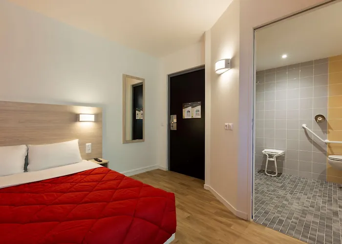 Premiere Classe Nantes Ouest - St Herblain Hotel *