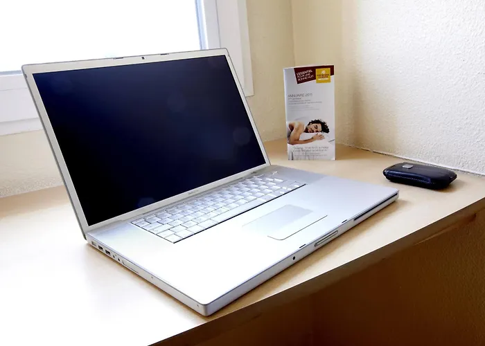 Premiere Classe Nantes Ouest - St Herblain 酒店 圣埃尔布兰